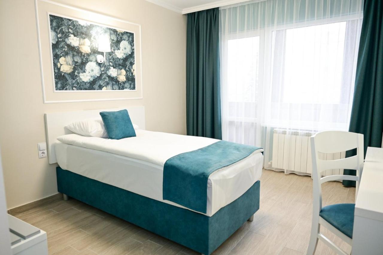 Hotel Роял Шумен Zewnętrze zdjęcie