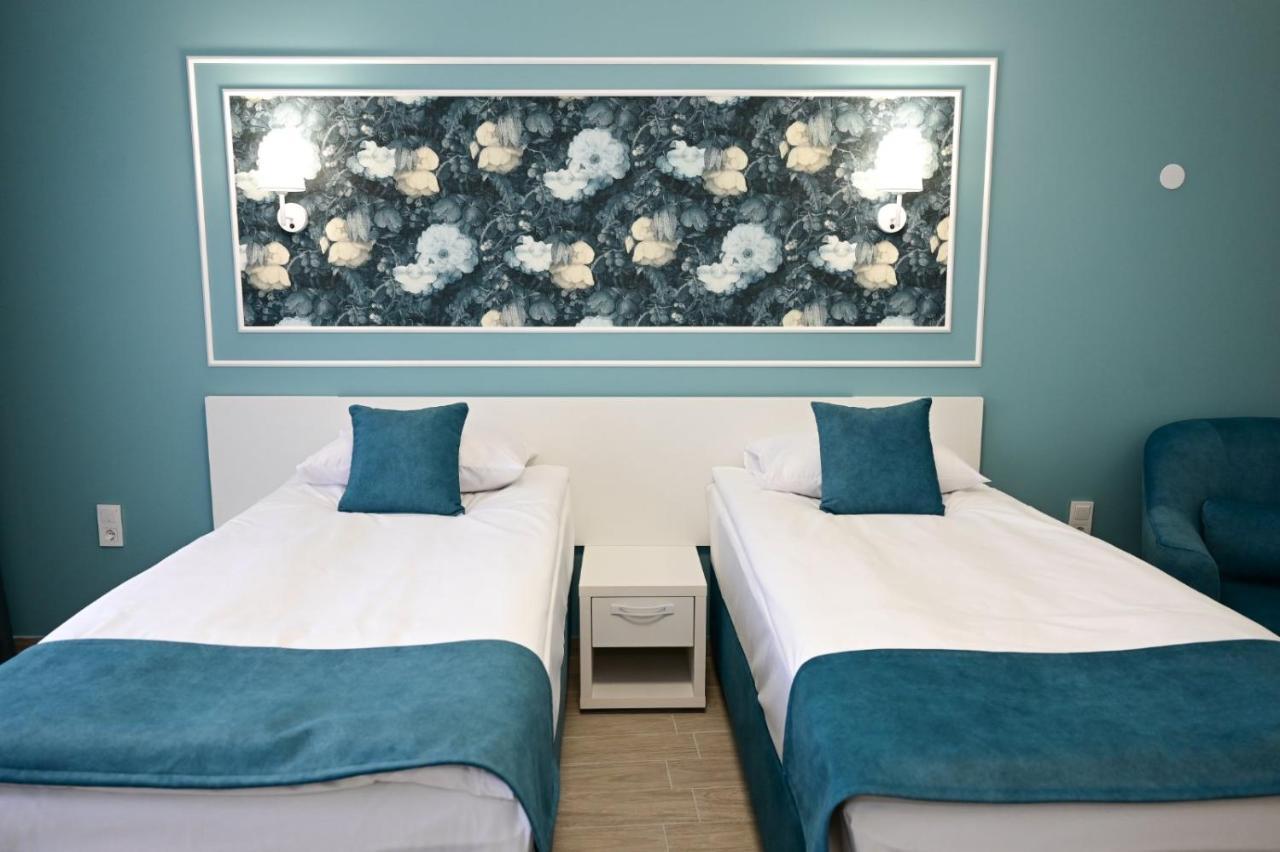 Hotel Роял Шумен Zewnętrze zdjęcie