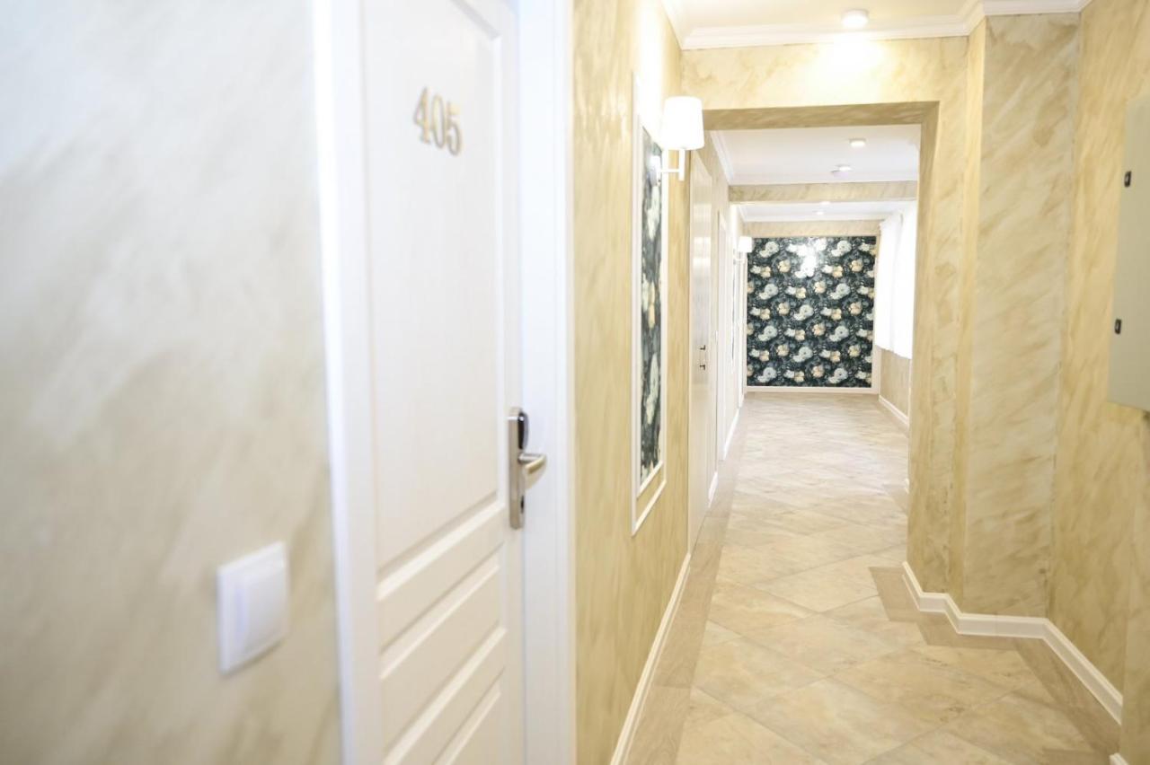 Hotel Роял Шумен Zewnętrze zdjęcie